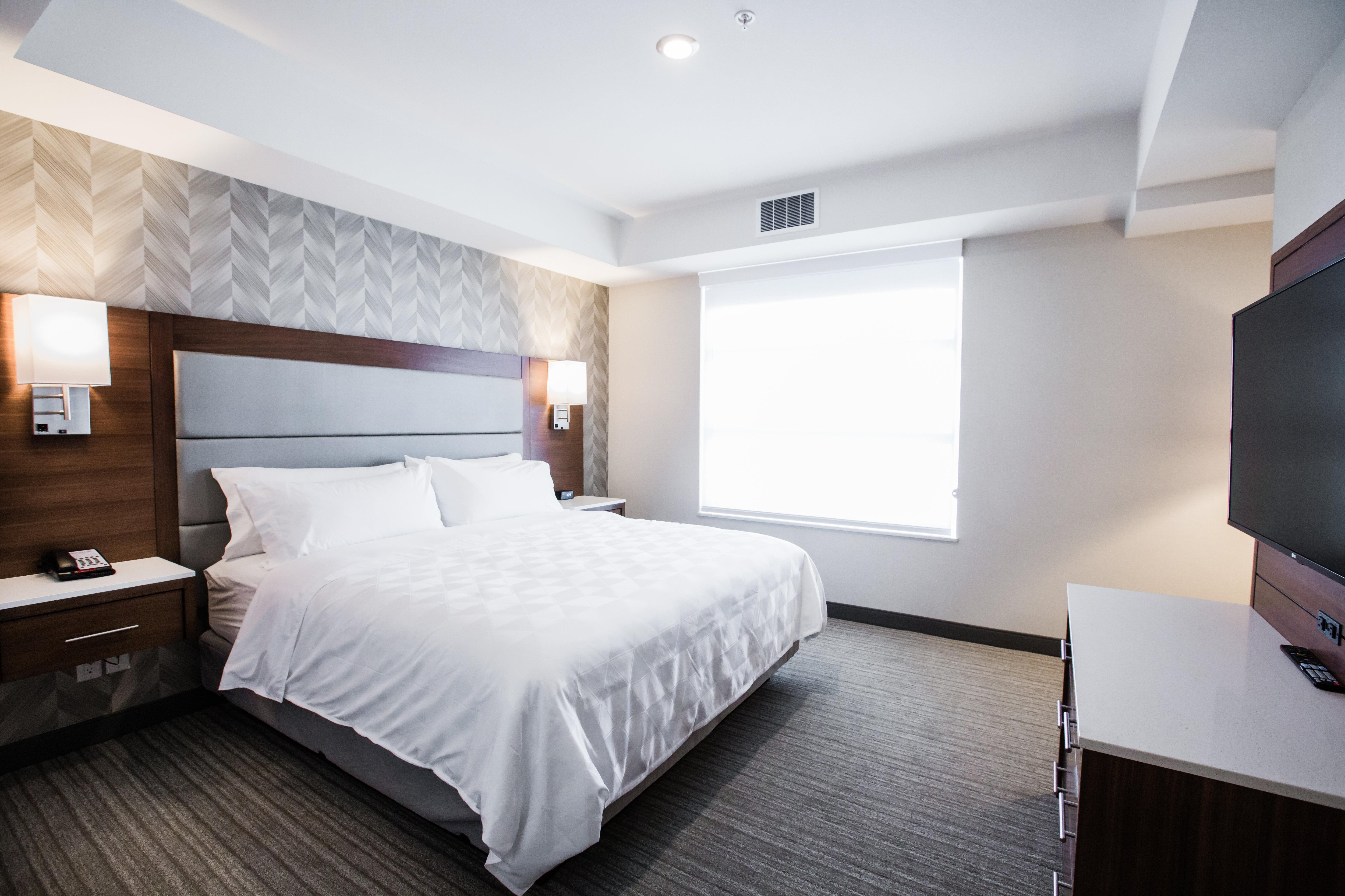 Holiday Inn Calgary South Conference Center Eksteriør billede