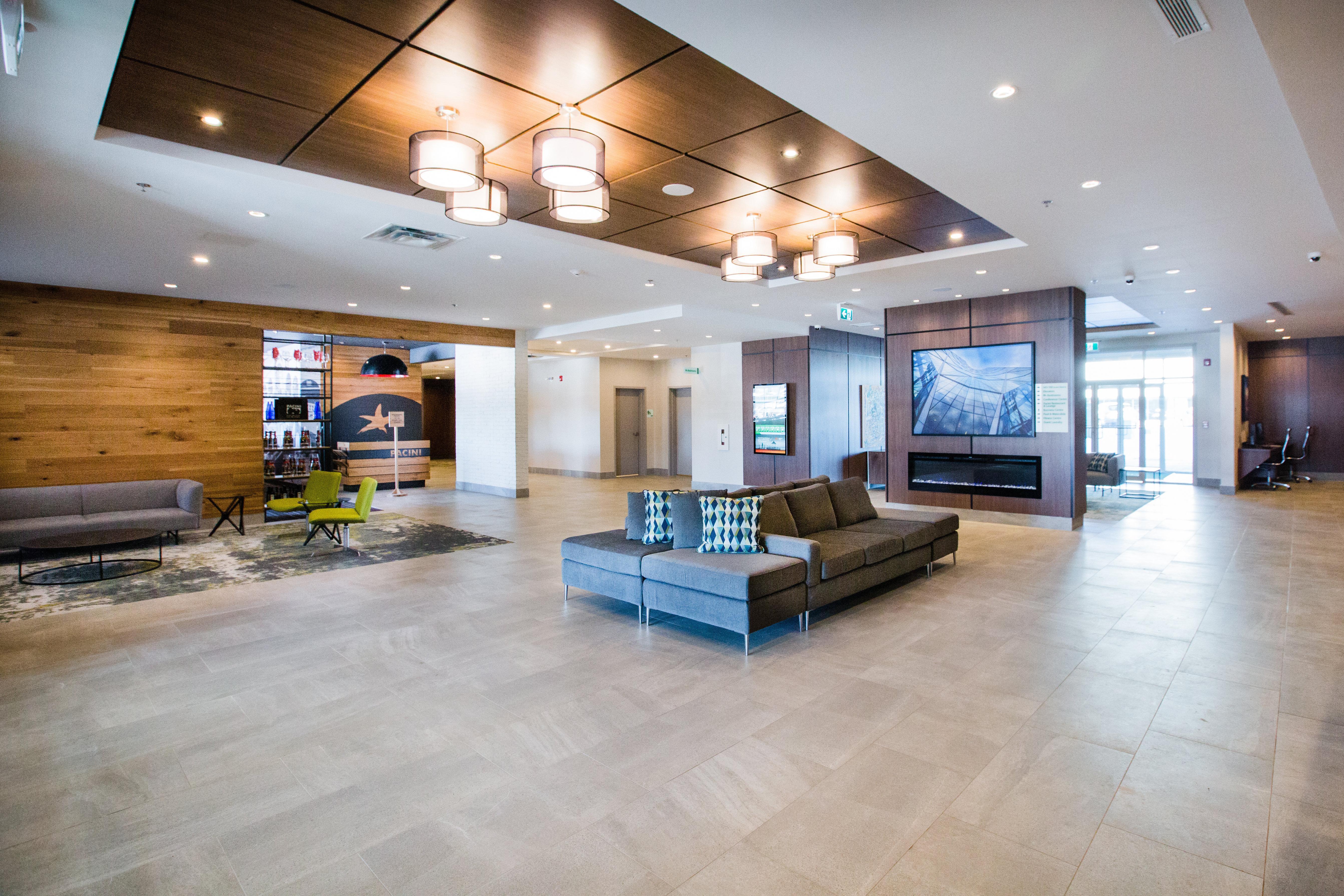 Holiday Inn Calgary South Conference Center Eksteriør billede