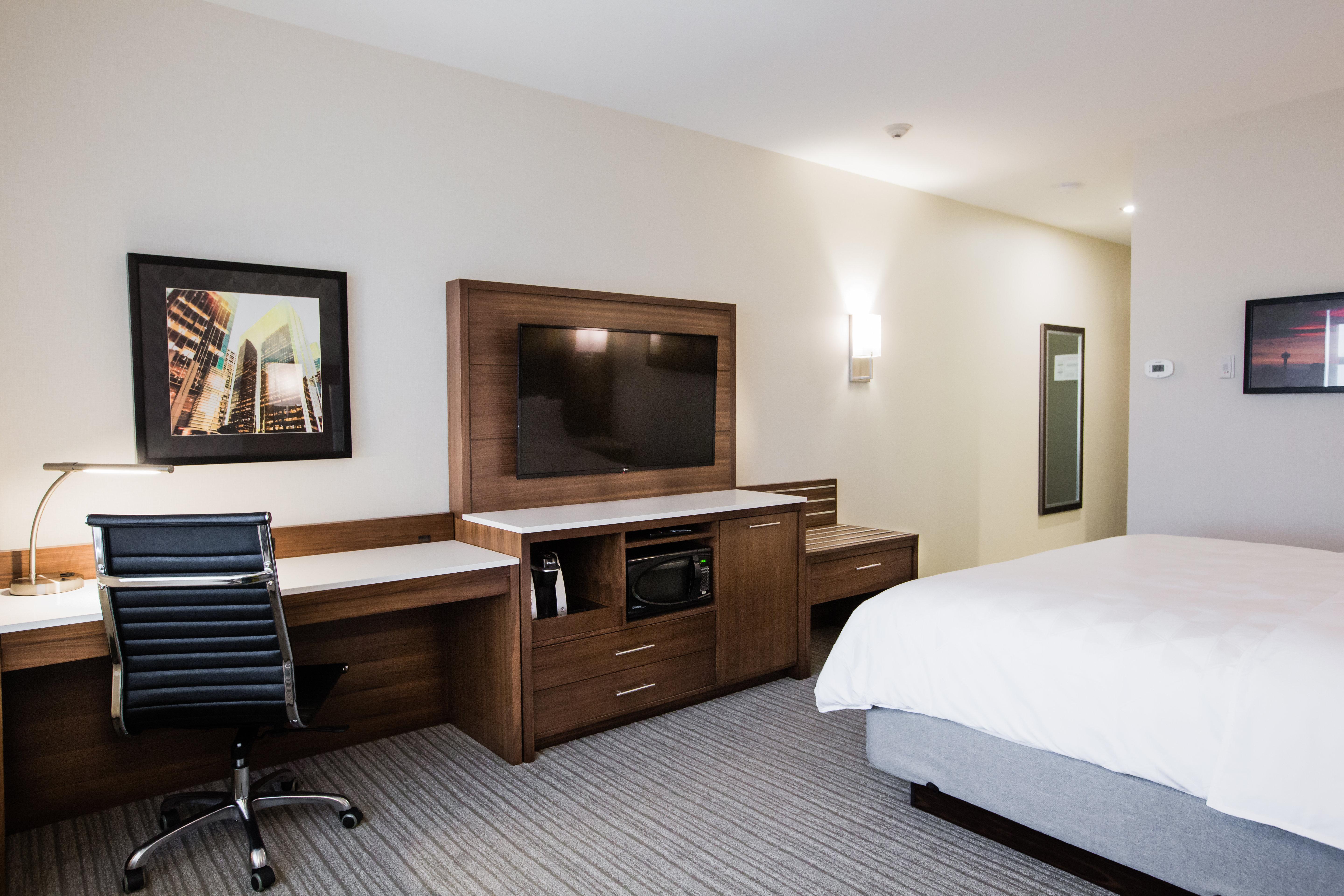 Holiday Inn Calgary South Conference Center Eksteriør billede