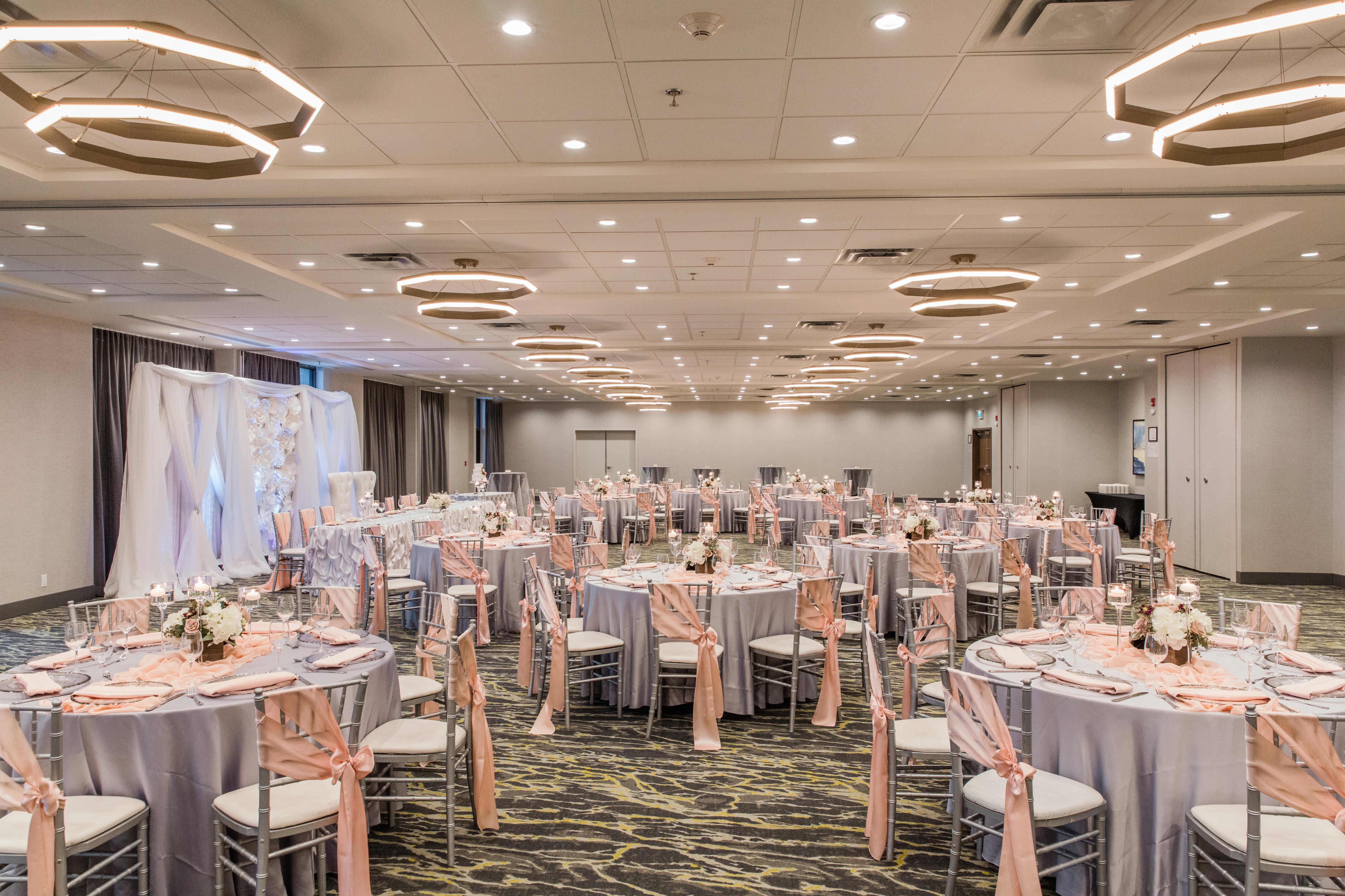 Holiday Inn Calgary South Conference Center Eksteriør billede